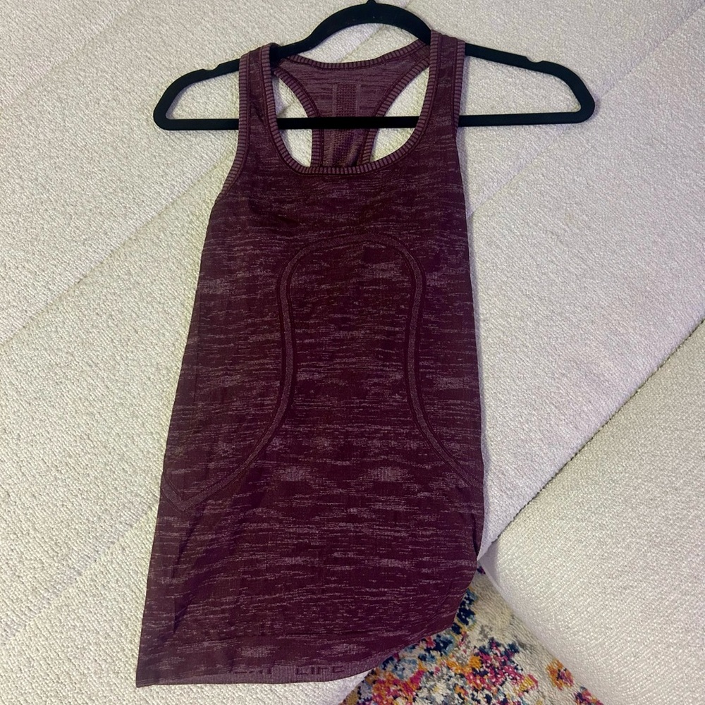 RARE LULULEMON TANK